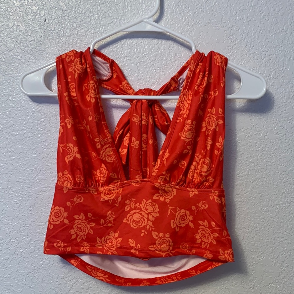 Halter top
